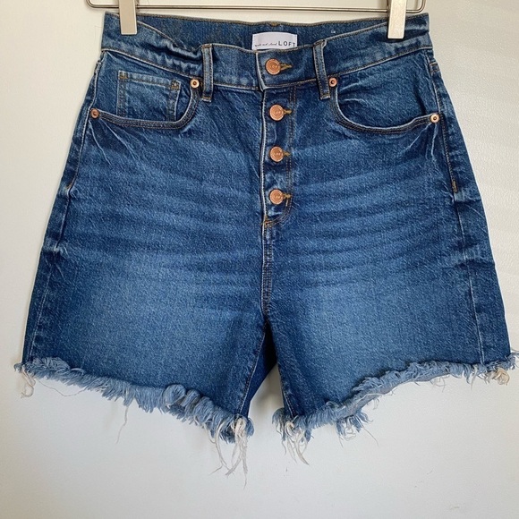 Loft High Waisted Button Front Boyfriend Cutoffs 0 - Picture 4 of 9